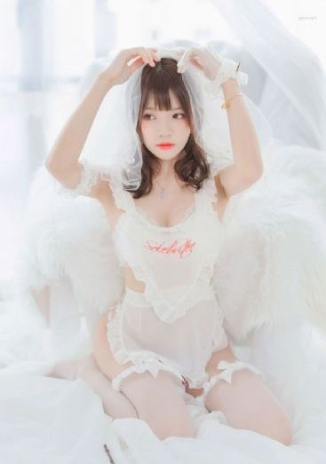 裙底的野兽_HD高清完整版