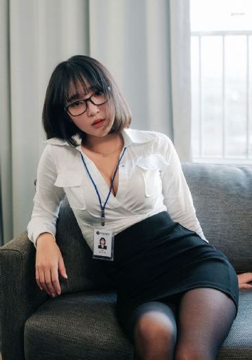 一个人在线观看www视频_720全集免费观看