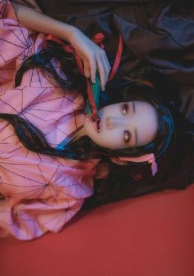 《热情的邻居》_蓝光在线观看
